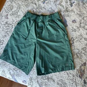 Alo yoga shorts